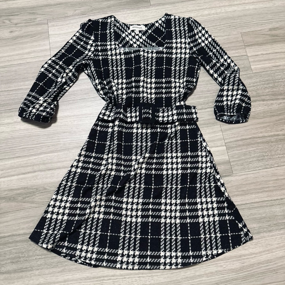 5/$25 Monteau Black and cream Plaid Mini Dress